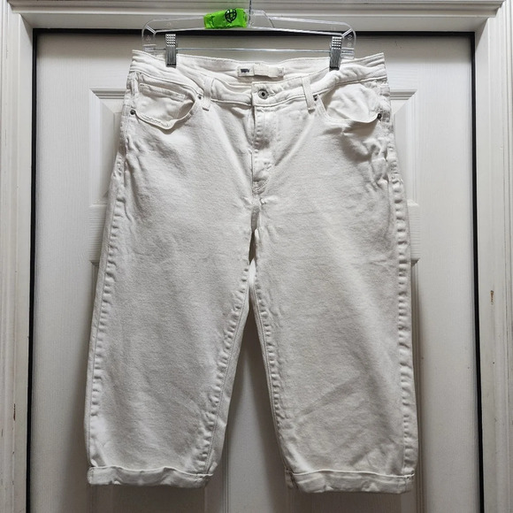 Levi's Capri Jeans Women's 12 White Cuffed Light Wash - Picture 3 of 8